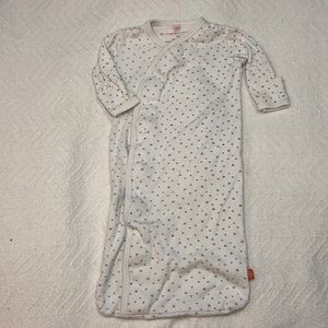 Magnetic Me Gender Neutral Magnetic Closure Gown